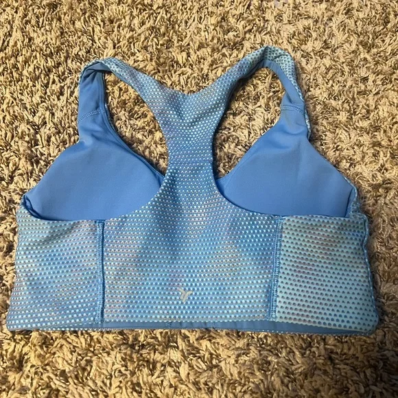 Old Navy Powersoft Racerback Sports Bra - Picture 3 of 4
